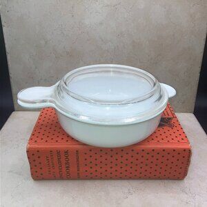 Vintage Corning Ware P-240-B 750 mL Grab It Dish & Pyrex Lid 1976-1986